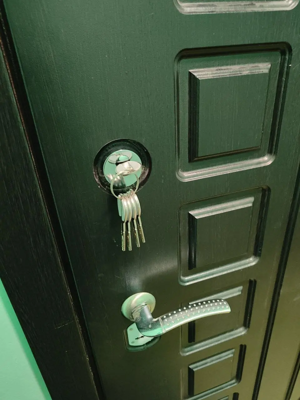 После замены замка